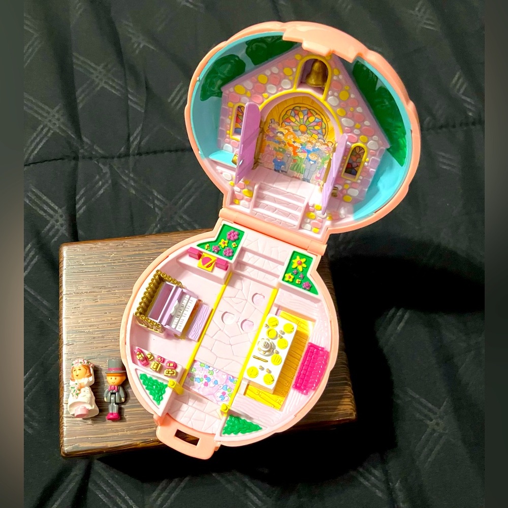 Vintage 1989 Polly Pocket Nancy’s Wedding